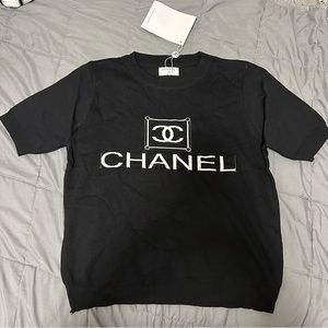 NWT - Off Brand Chanel Women's Knit in Black Knit Material - Size Small